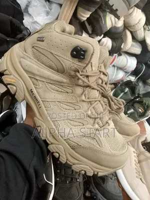 Photo - Emrreel Water Proof Master Quality Boots for You