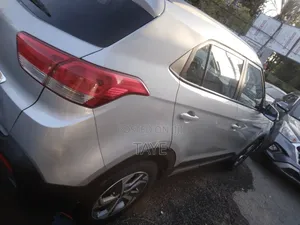 Hyundai Creta 2019 Silver