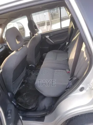 Toyota RAV4 2005 Silver