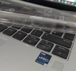 New Laptop HP EliteBook 1030 16GB Intel Core I5 SSD 1T