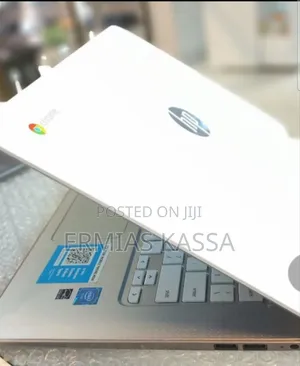 Photo - New Laptop HP Chromebook 13 2GB Intel Celeron SSD 16 GB