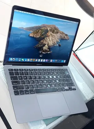 New Laptop Apple MacBook Air 2020 16GB Intel Core I7 SSD 512GB