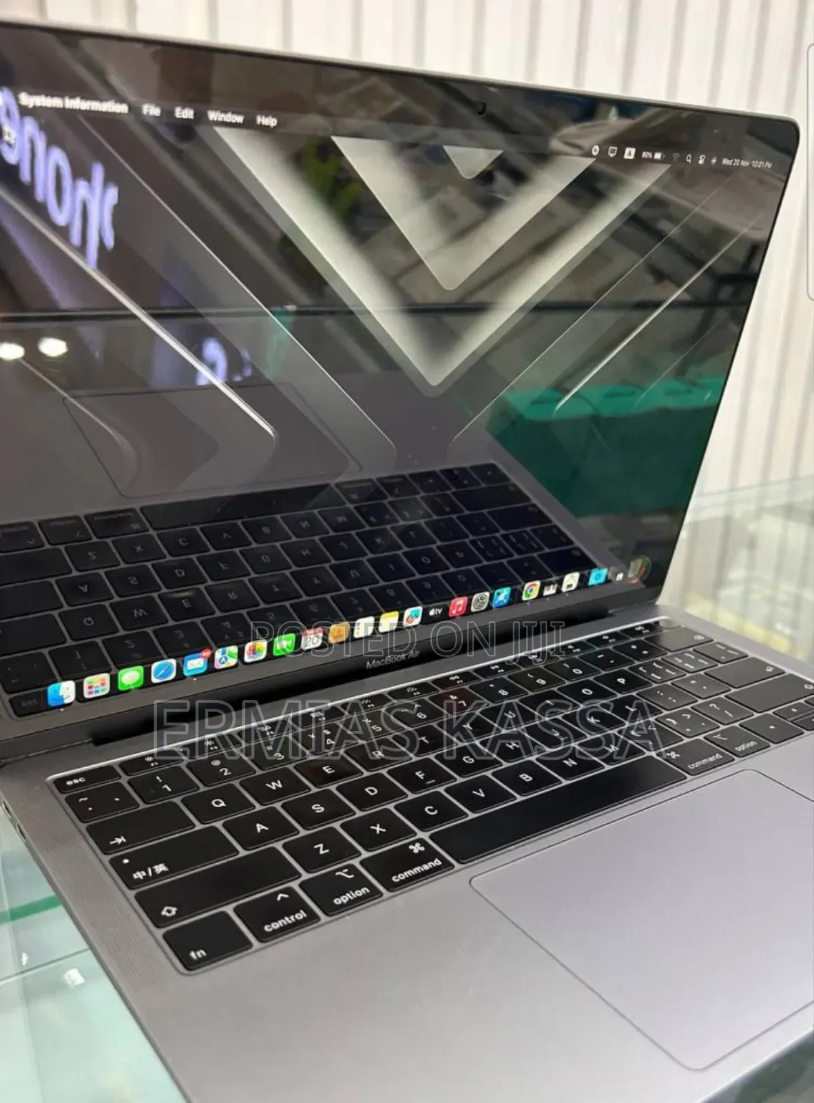 New Laptop Apple MacBook Air 2019 8GB Intel Core I5 SSD 256GB