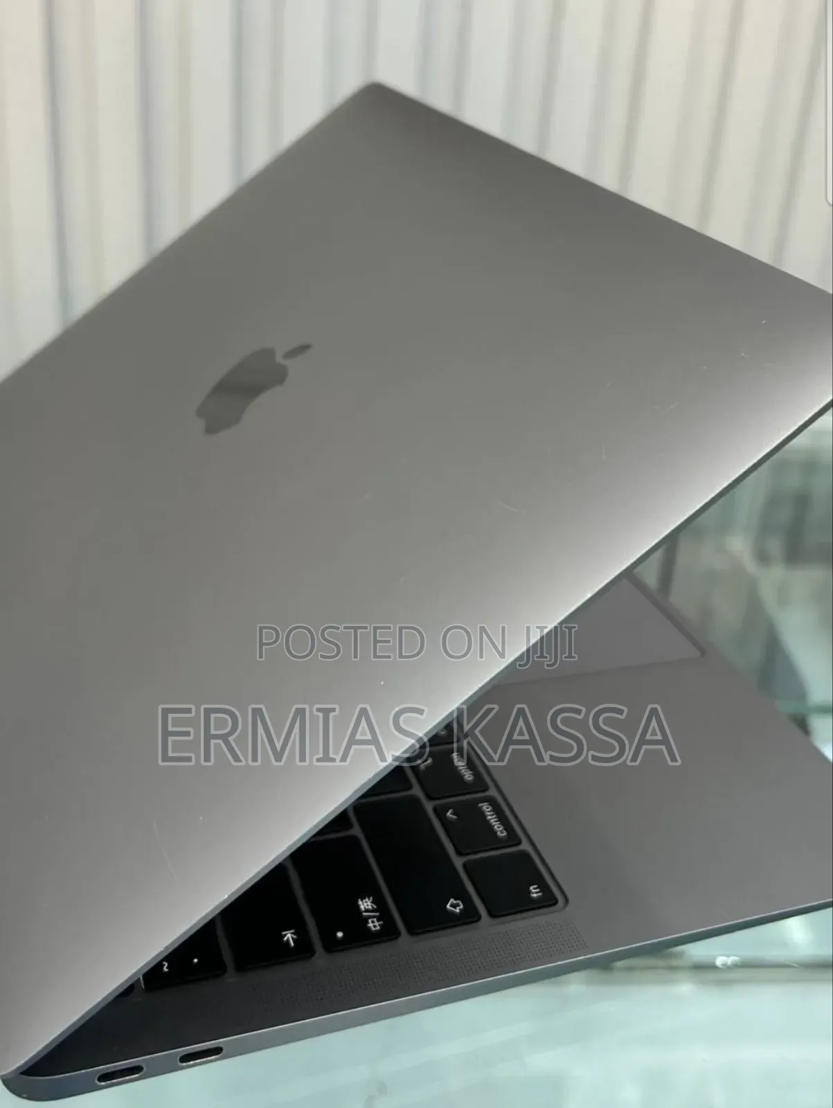 New Laptop Apple MacBook Air 2019 8GB Intel Core I5 SSD 256GB