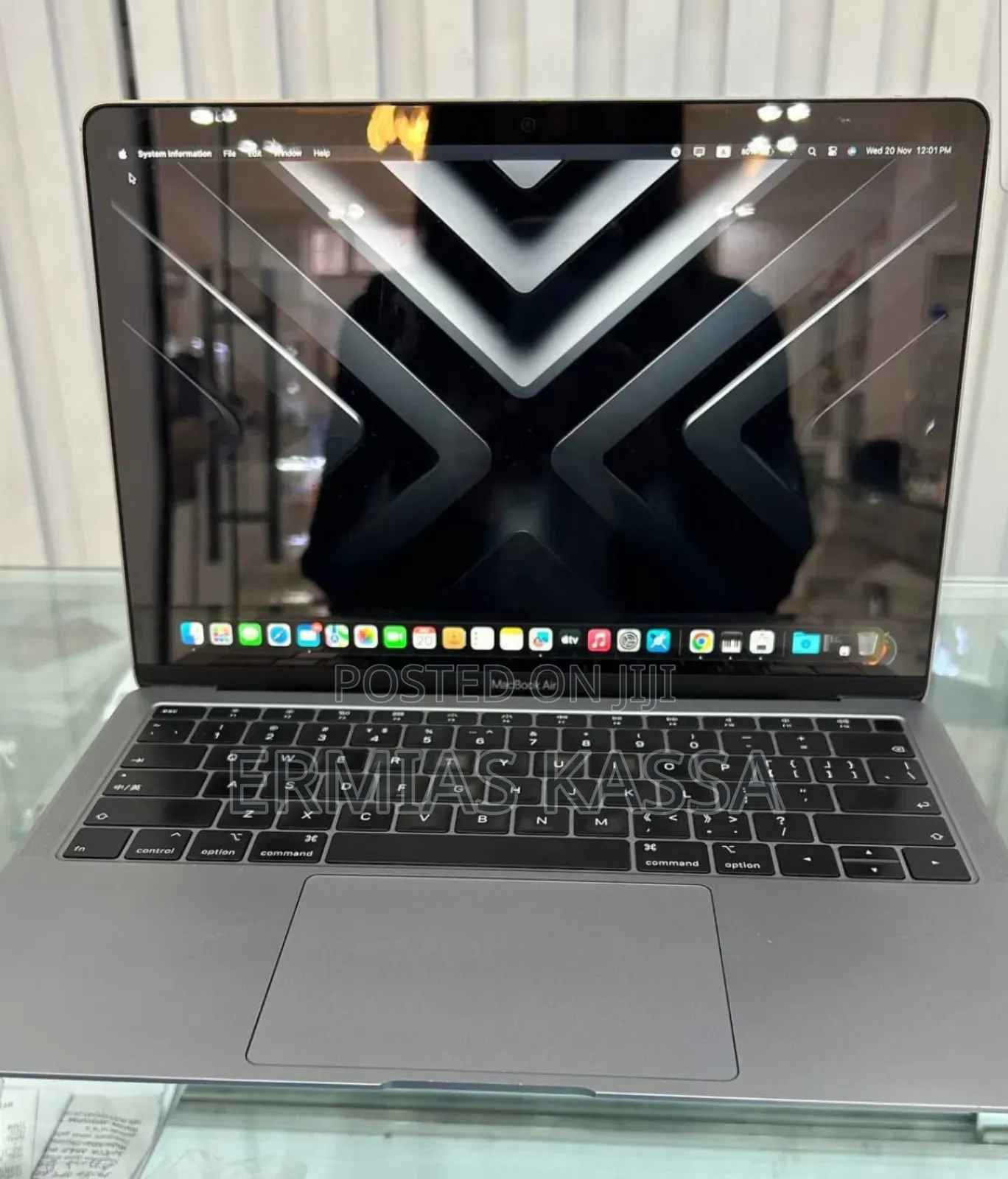 New Laptop Apple MacBook Air 2019 8GB Intel Core I5 SSD 256GB
