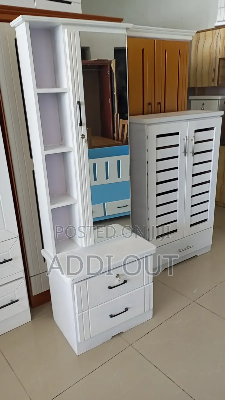 ድሬሲንግ ቴብል/Dressing