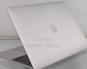 Photo - New Laptop Apple MacBook Pro 2017 8GB Intel Core I5 SSD 256GB