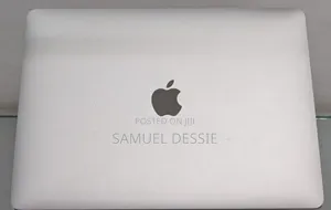 New Laptop Apple MacBook Pro 2017 8GB Intel Core I5 SSD 256GB