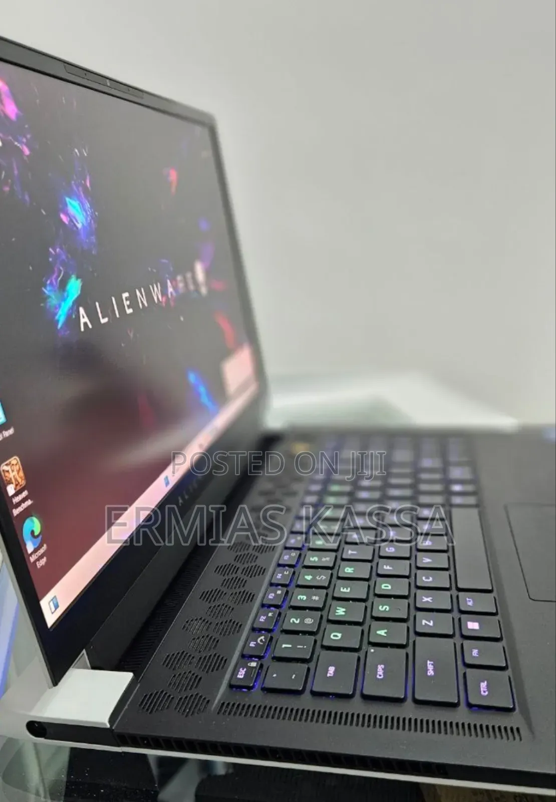 New Laptop Alienware M17x R2 16GB Intel Core I7 SSD 1T