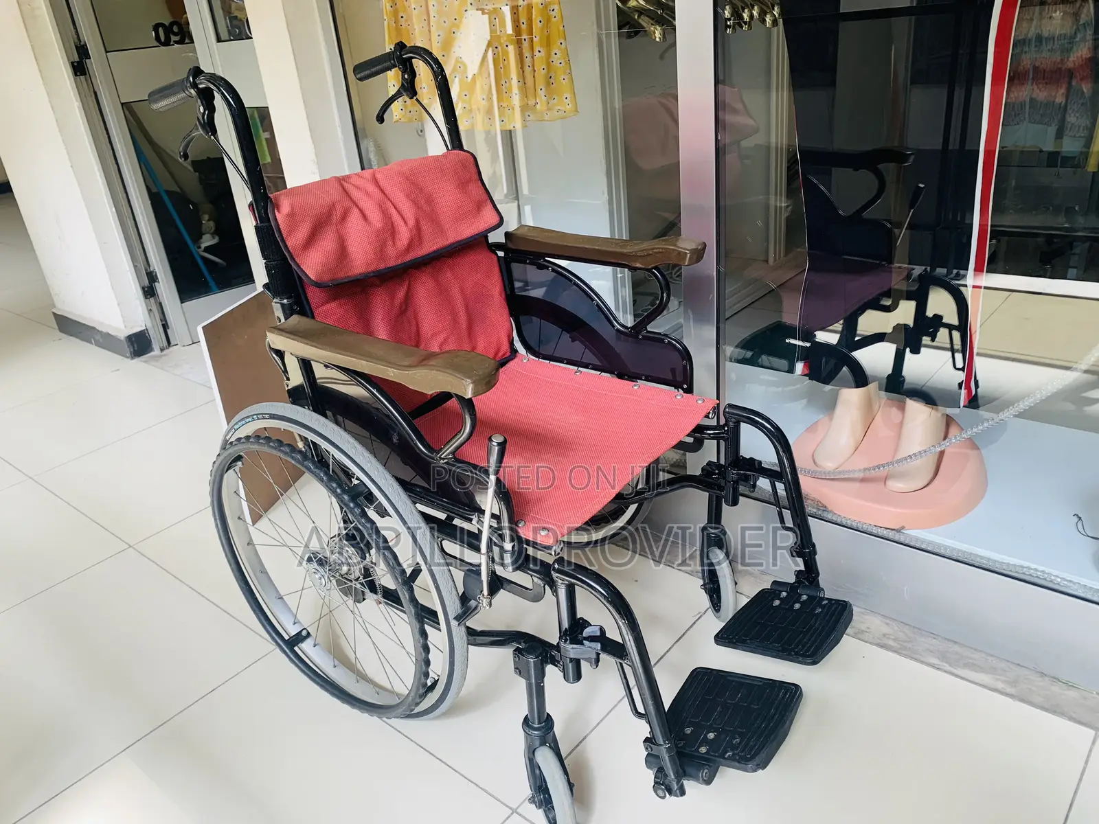 Comfortable Wheelchair164wheelchair18wheelchair19wheelchair1