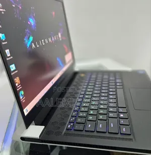 Photo - New Laptop Alienware M17x R2 32GB Intel Core I7 SSD 1T