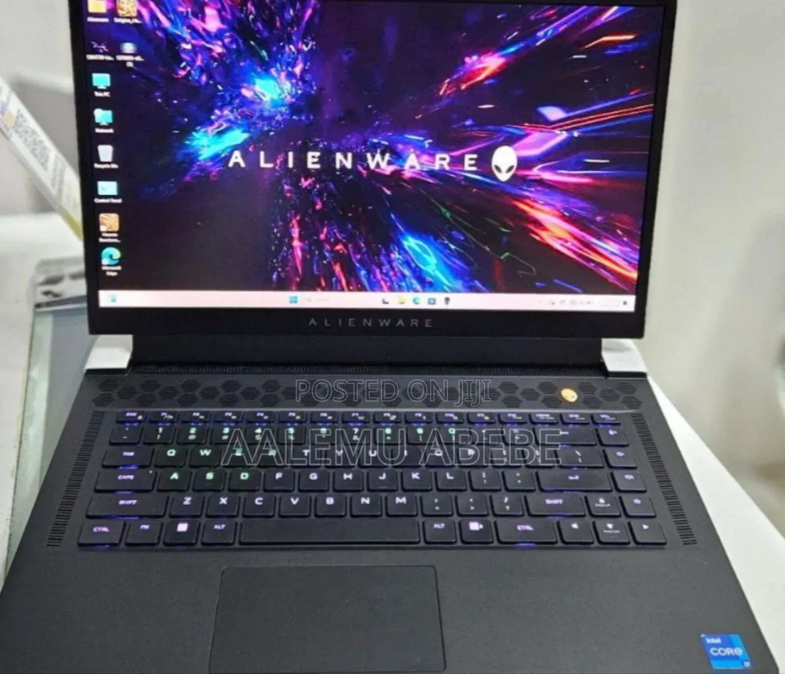 New Laptop Alienware M17x R2 32GB Intel Core I7 SSD 1T