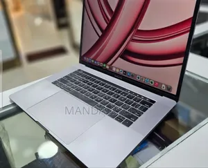 Photo - New Laptop Apple MacBook Pro 2019 16GB Intel Core I9 SSD 1T