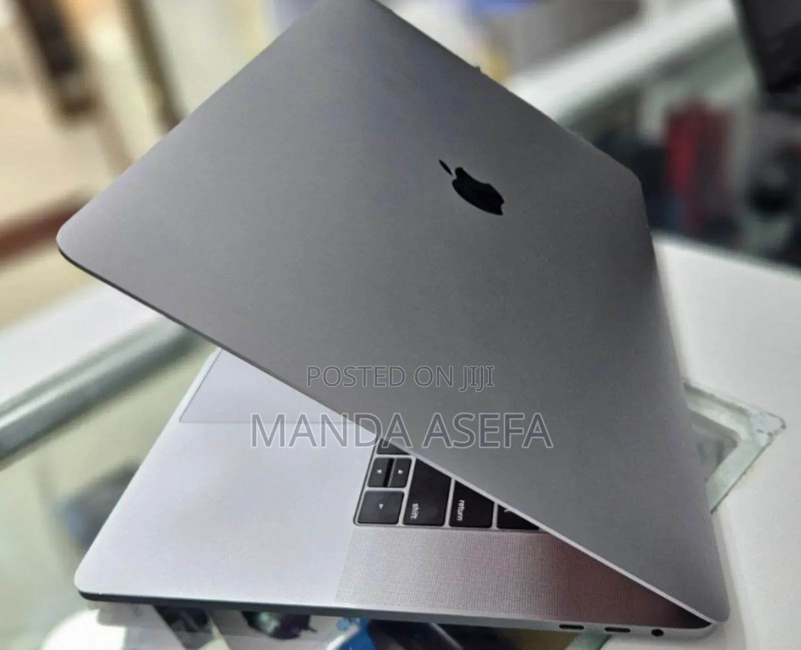 New Laptop Apple MacBook Pro 2019 16GB Intel Core I9 SSD 1T