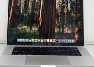 New Laptop Apple MacBook Pro M1 16GB Apple M1 Pro SSD 512GB