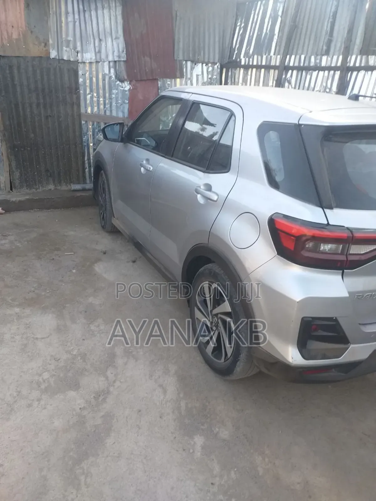 Toyota Raize 2022 Silver