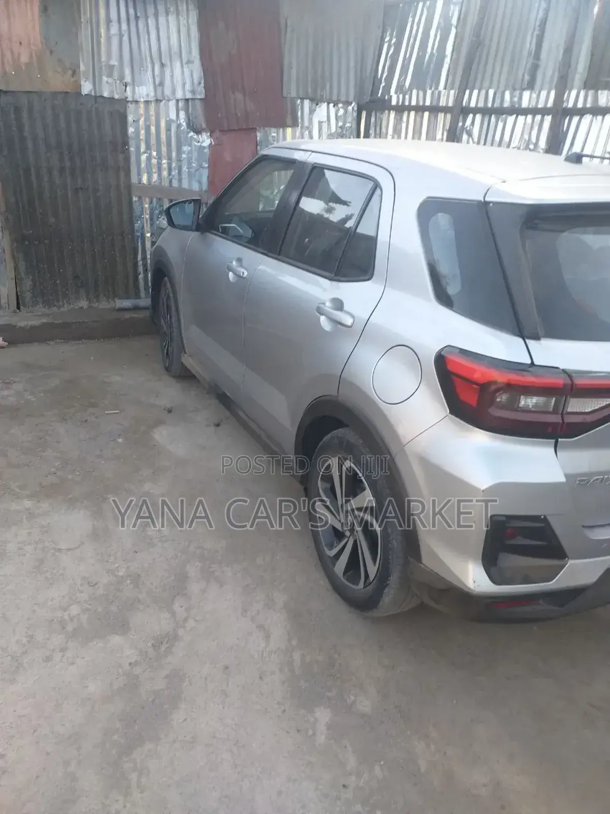 Toyota Raize 2022 Silver