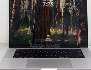 New Laptop Apple MacBook Pro M1 16GB Apple M1 Pro SSD 512GB