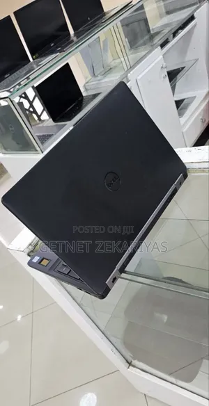 New Laptop Dell Precision 15 5510 16GB Intel Core I7 SSD 512GB