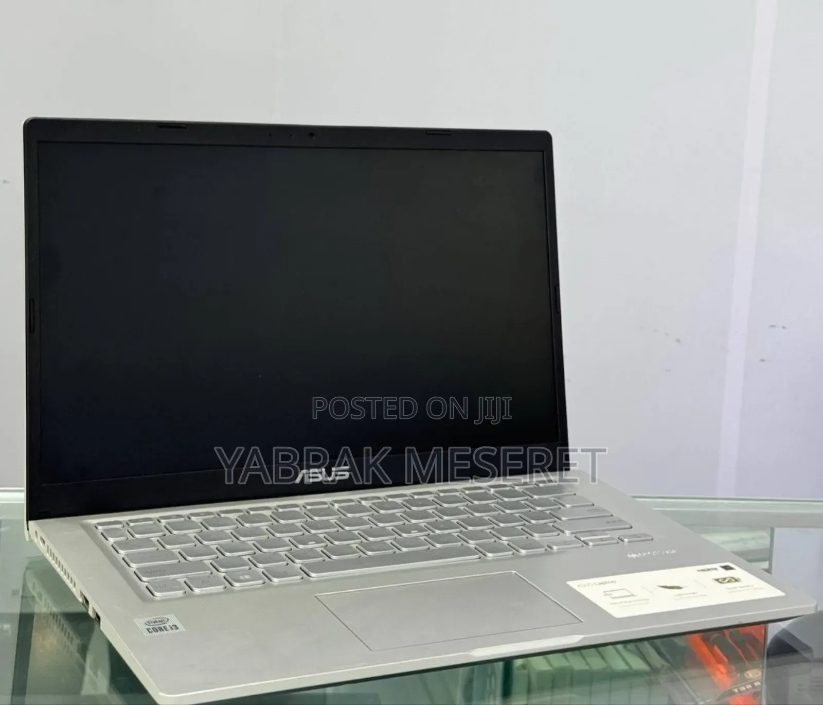 New Laptop Asus VivoBook 15 X505BA 8GB Intel Core I3 SSD 256GB