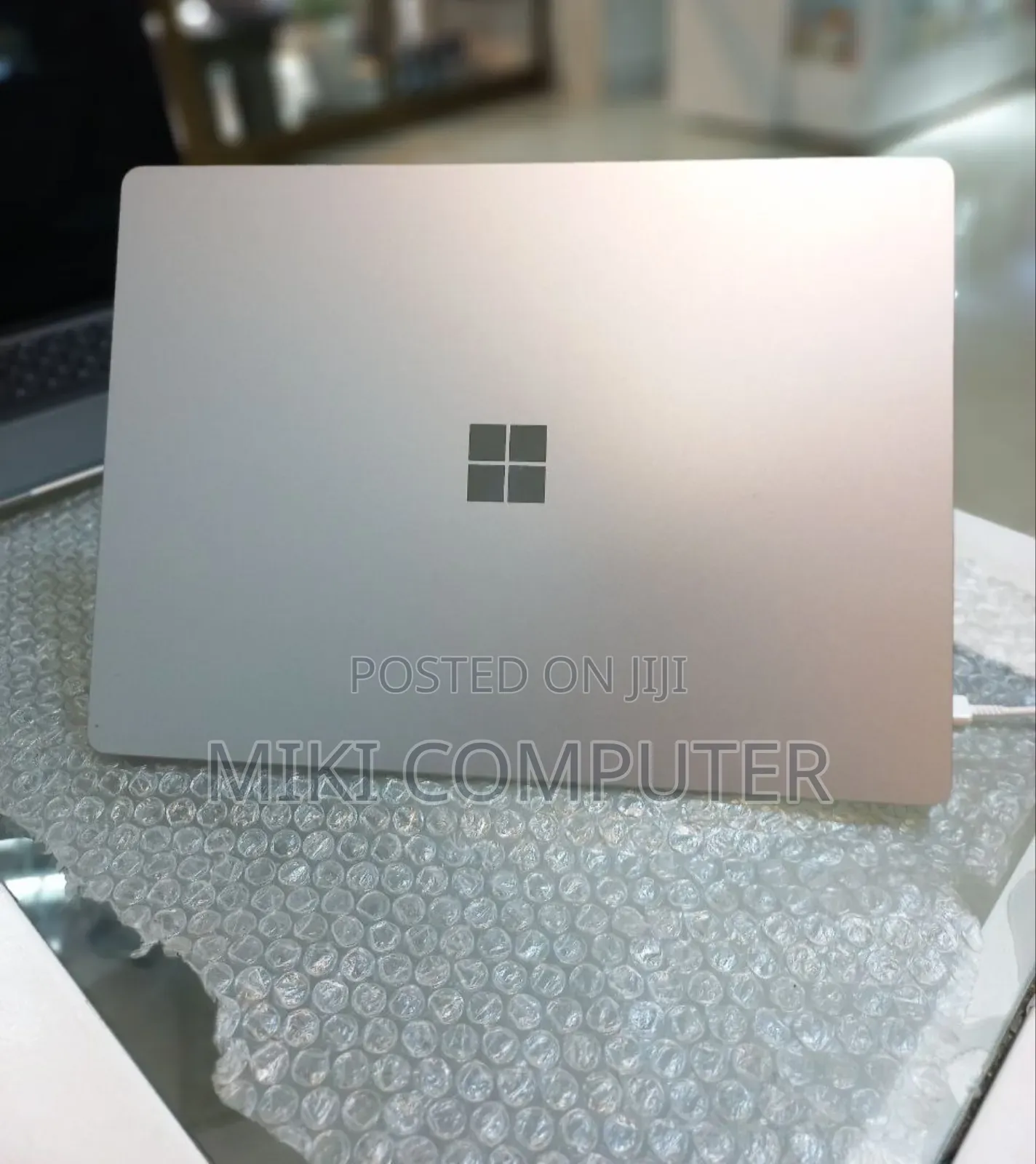 New Laptop Microsoft Surface 16GB Intel Core I7 SSD 512GB