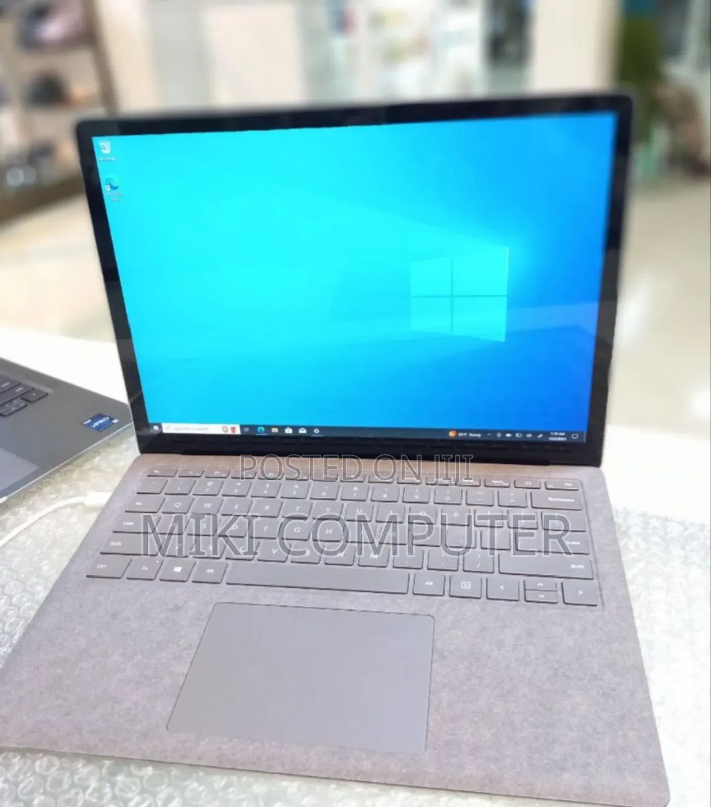 New Laptop Microsoft Surface 16GB Intel Core I7 SSD 512GB