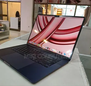 New Laptop Apple MacBook Air 2023 M2 8GB Intel SSD 512GB