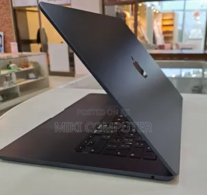 New Laptop Apple MacBook Air 2023 M2 8GB Intel SSD 512GB