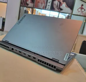 New Laptop Lenovo Legion 7 16GB Intel Core I7 SSD 1T