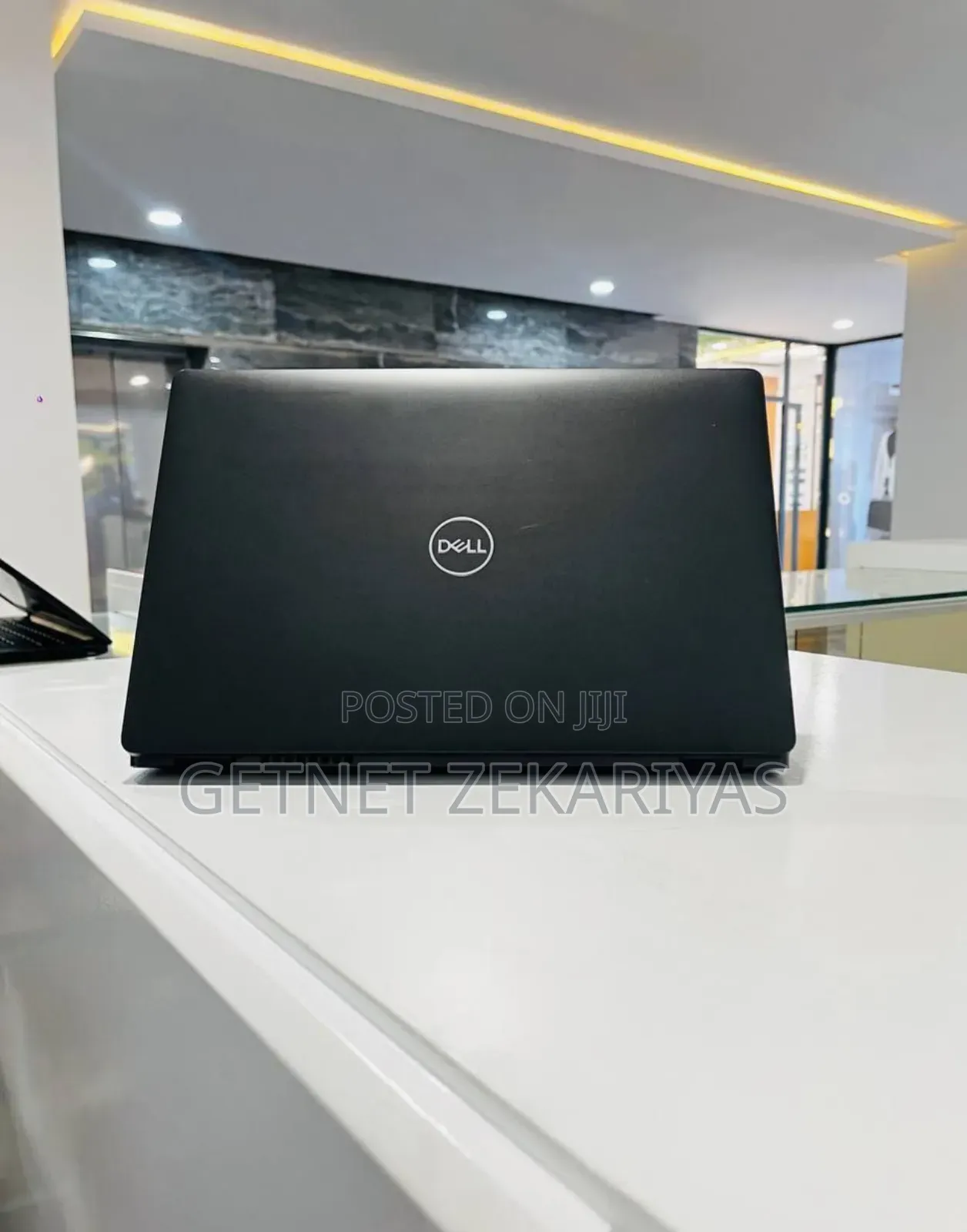 New Laptop Dell Latitude 5300 8GB Intel Core I5 SSD 256GB