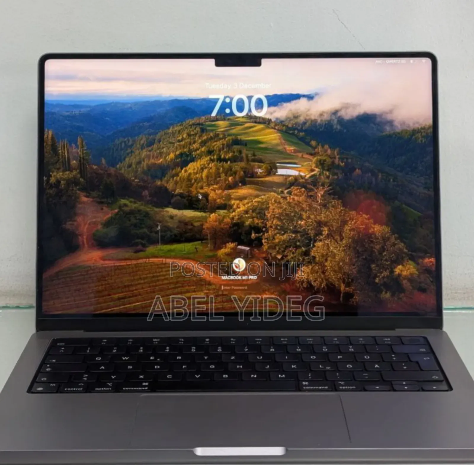 New Laptop Apple MacBook Pro 2021 M1 16GB Apple M1 Pro SSD 512GB