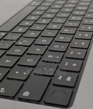 New Laptop Apple MacBook Pro 2021 M1 16GB Apple M1 Pro SSD 512GB