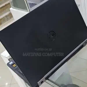 Photo - New Laptop Dell Precision 15 3520 16GB Intel Core I7 SSD 512GB