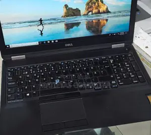 New Laptop Dell Precision 15 3520 16GB Intel Core I7 SSD 512GB