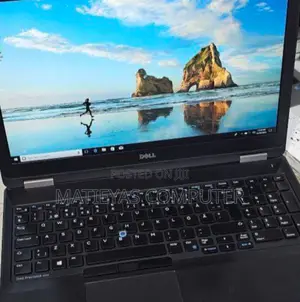 New Laptop Dell Precision 15 3520 16GB Intel Core I7 SSD 512GB