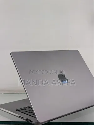 New Laptop Apple MacBook Pro M1 16GB Apple M1 Pro SSD 512GB