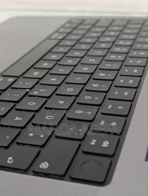 New Laptop Apple MacBook Pro M1 16GB Apple M1 Pro SSD 512GB