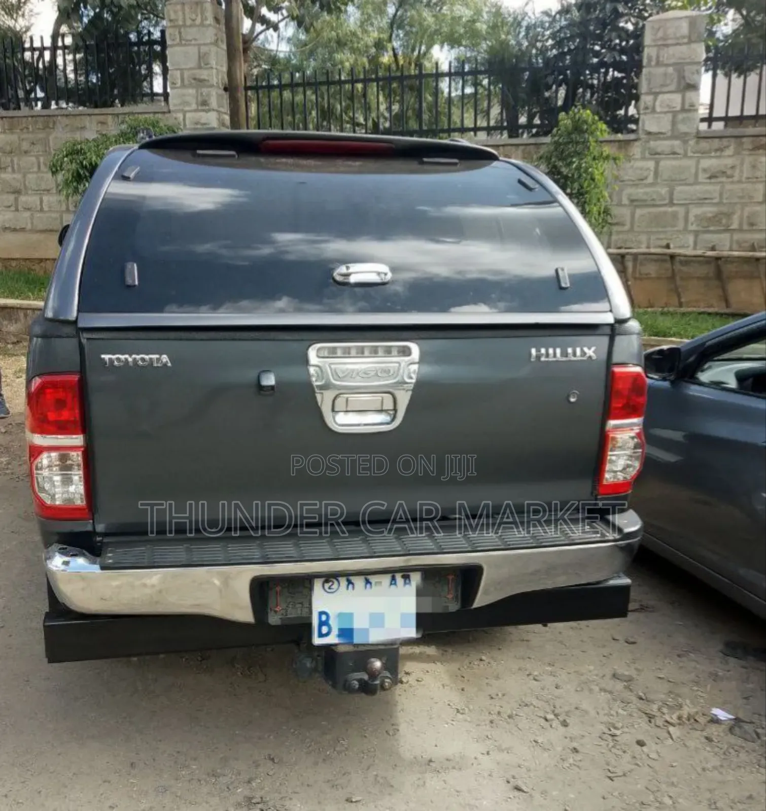 Toyota Hilux 2013 Gray