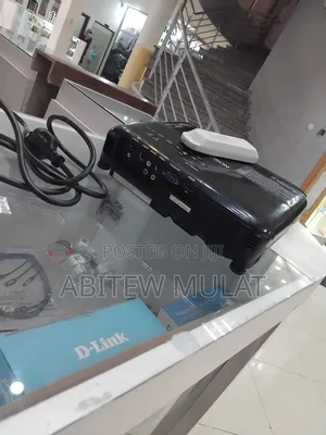 Brand New Epson Projector EH-TW490 With Bag and Remote