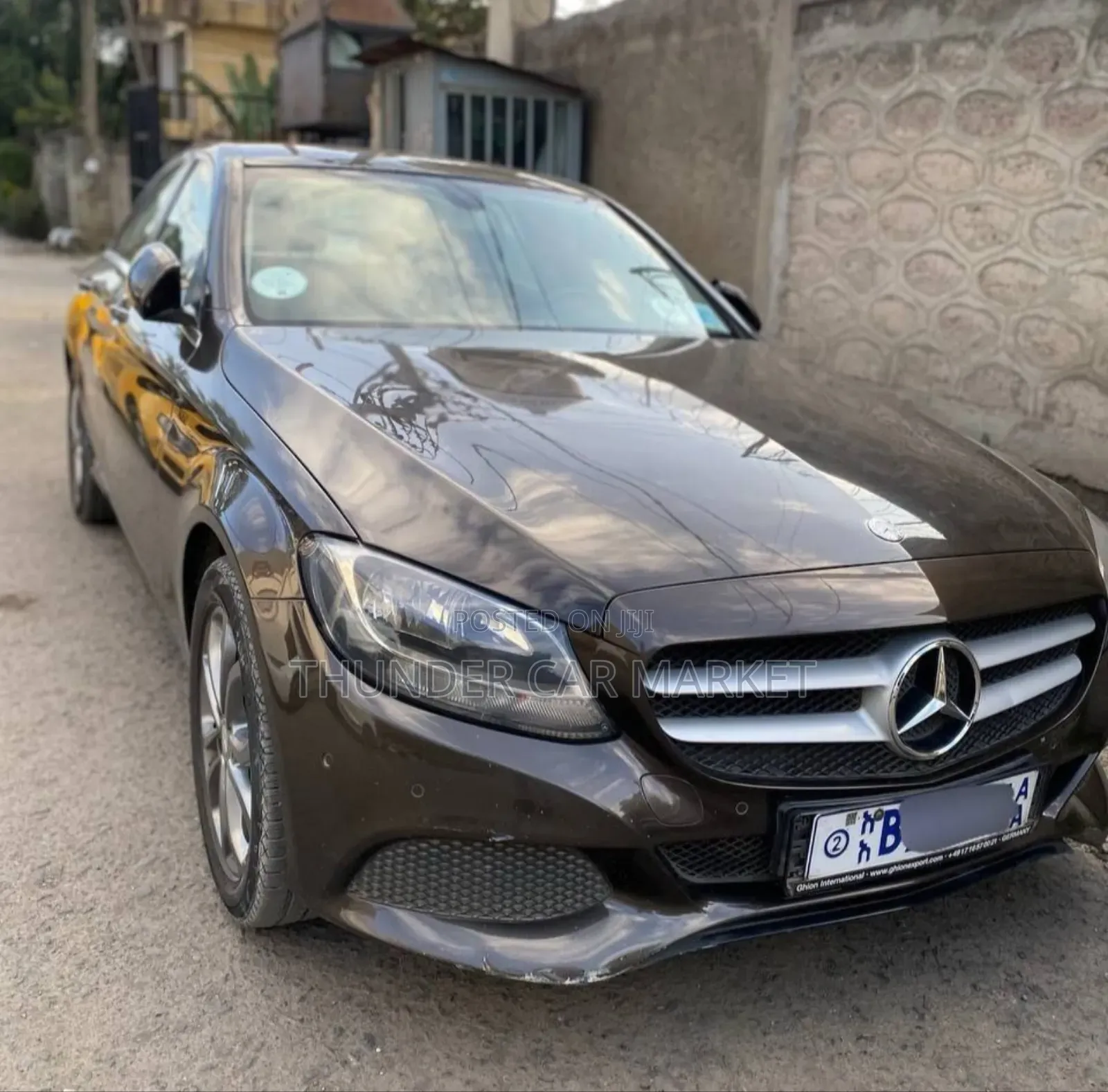 Mercedes-Benz C180 2016 Burgundy