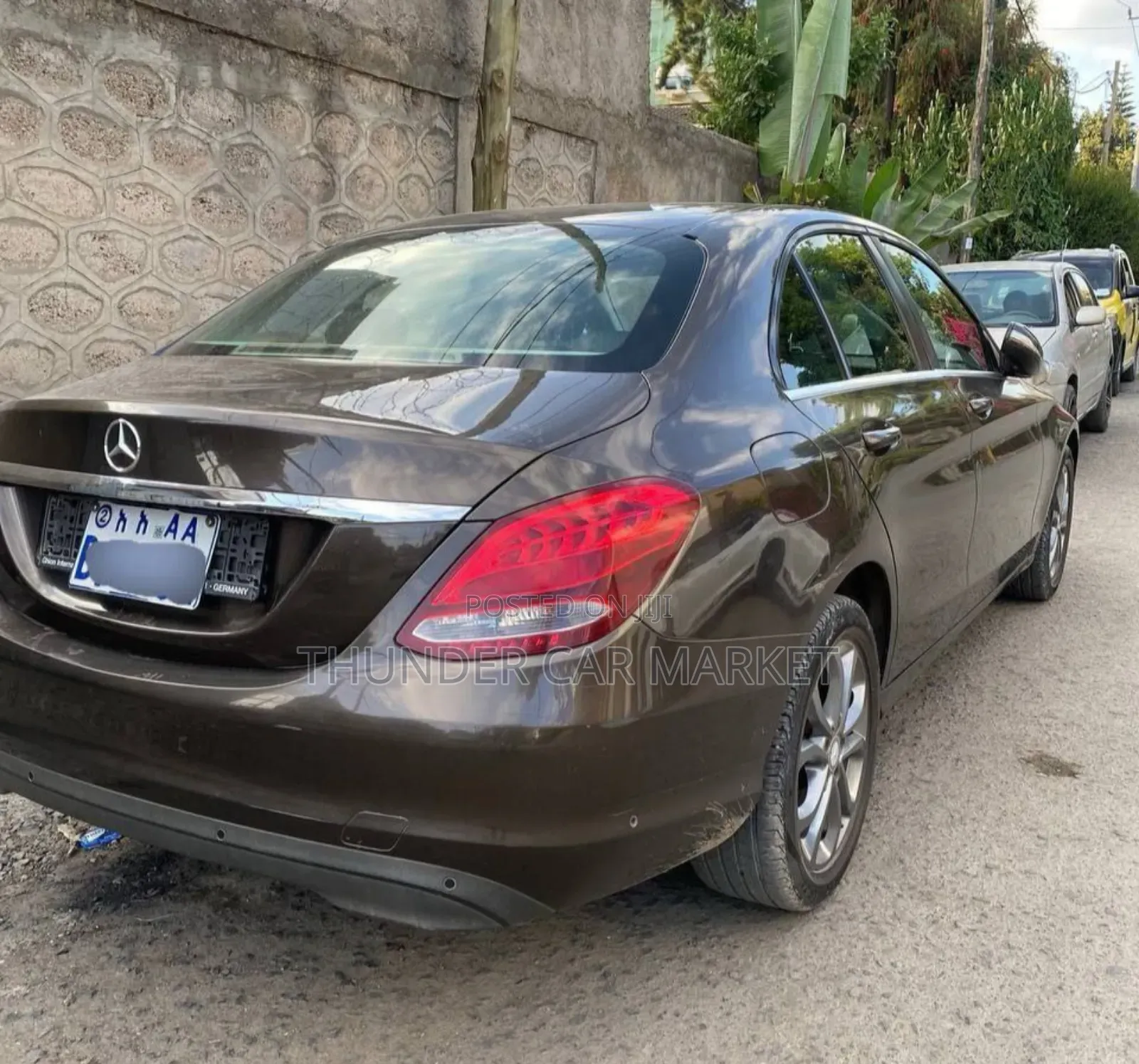 Mercedes-Benz C180 2016 Burgundy
