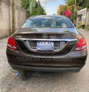 Mercedes-Benz C180 2016 Burgundy