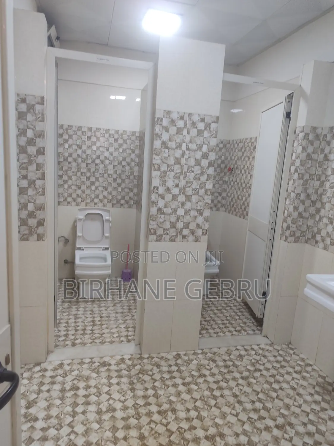 Luxury Rent for Office