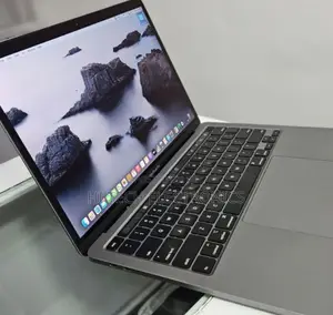 New Laptop Apple MacBook Pro 2019 8GB Intel Core I5 SSD 256GB