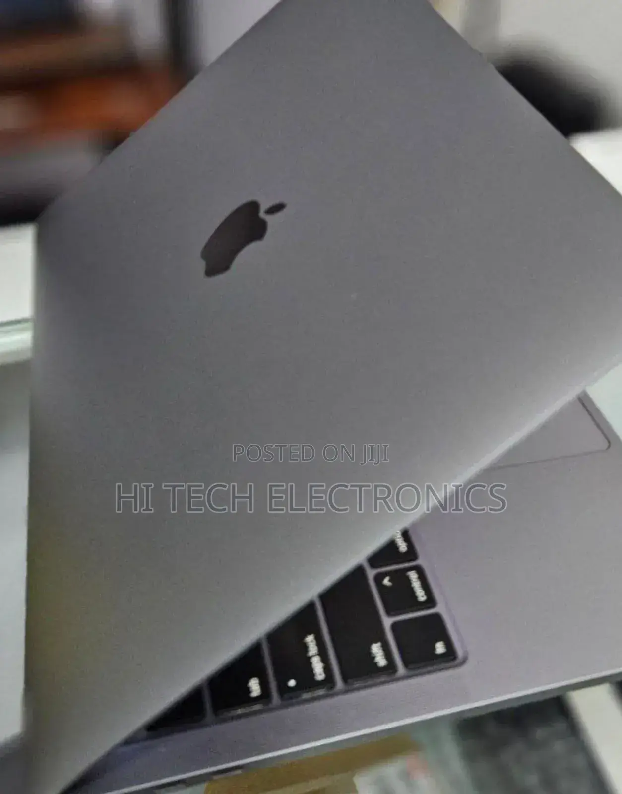 New Laptop Apple MacBook Pro 2019 16GB Intel Core I7 SSD 512GB