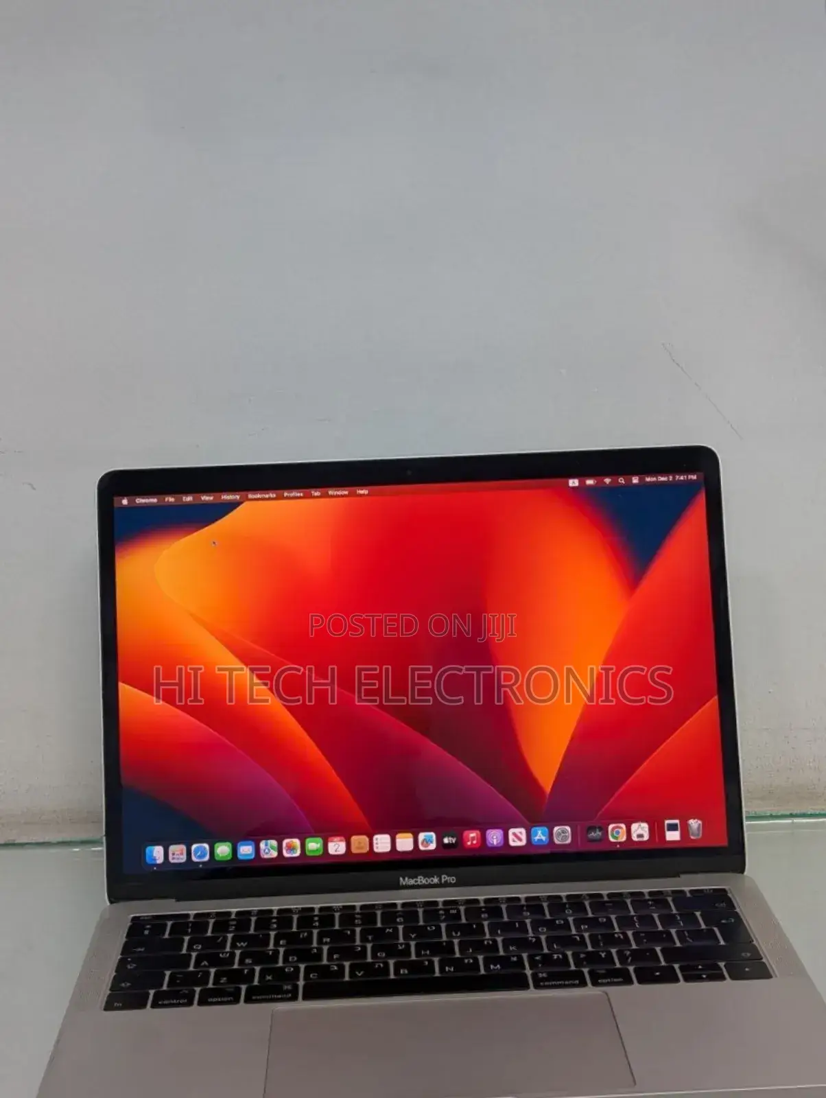 New Laptop Apple MacBook Pro 2017 8GB Intel Core I5 SSD 256GB