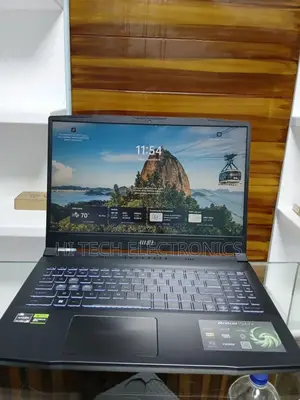New Laptop MSI GF63 16GB AMD Ryzen 5 SSD 1T