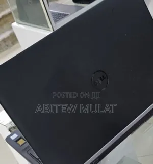 New Laptop Dell Precision 15 3520 16GB Intel Core I7 SSD 512GB