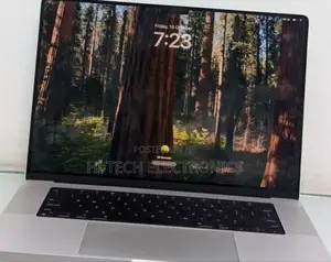 New Laptop Apple MacBook Pro M1 16GB Intel Core I7 SSD 512GB