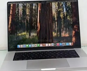 New Laptop Apple MacBook Pro M1 16GB Intel Core I7 SSD 512GB